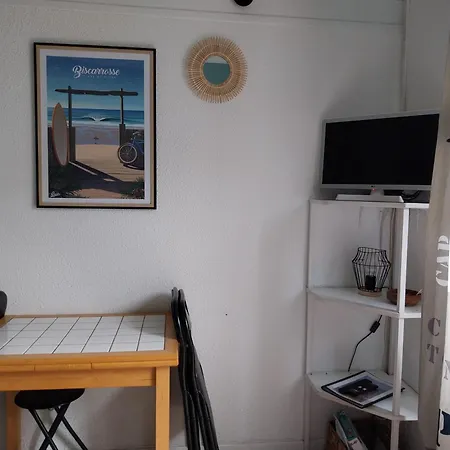 Biscarrosse-plage Jolie Maisonnette Avec Terrasse Privative - 200m De La شقة بيسكاروس