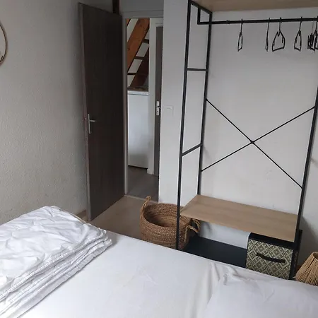 Biscarrosse-plage Jolie Maisonnette Avec Terrasse Privative - 200m De La *